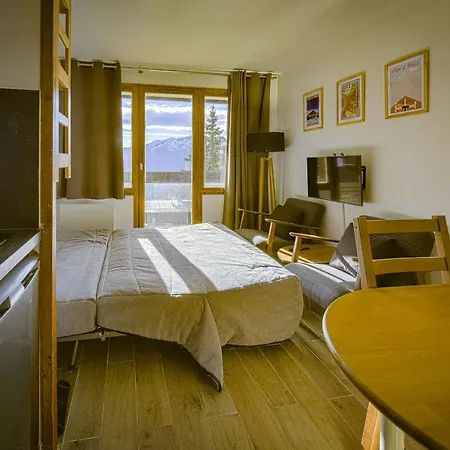 Studio With Exceptional View In - Welkeys Apartment *